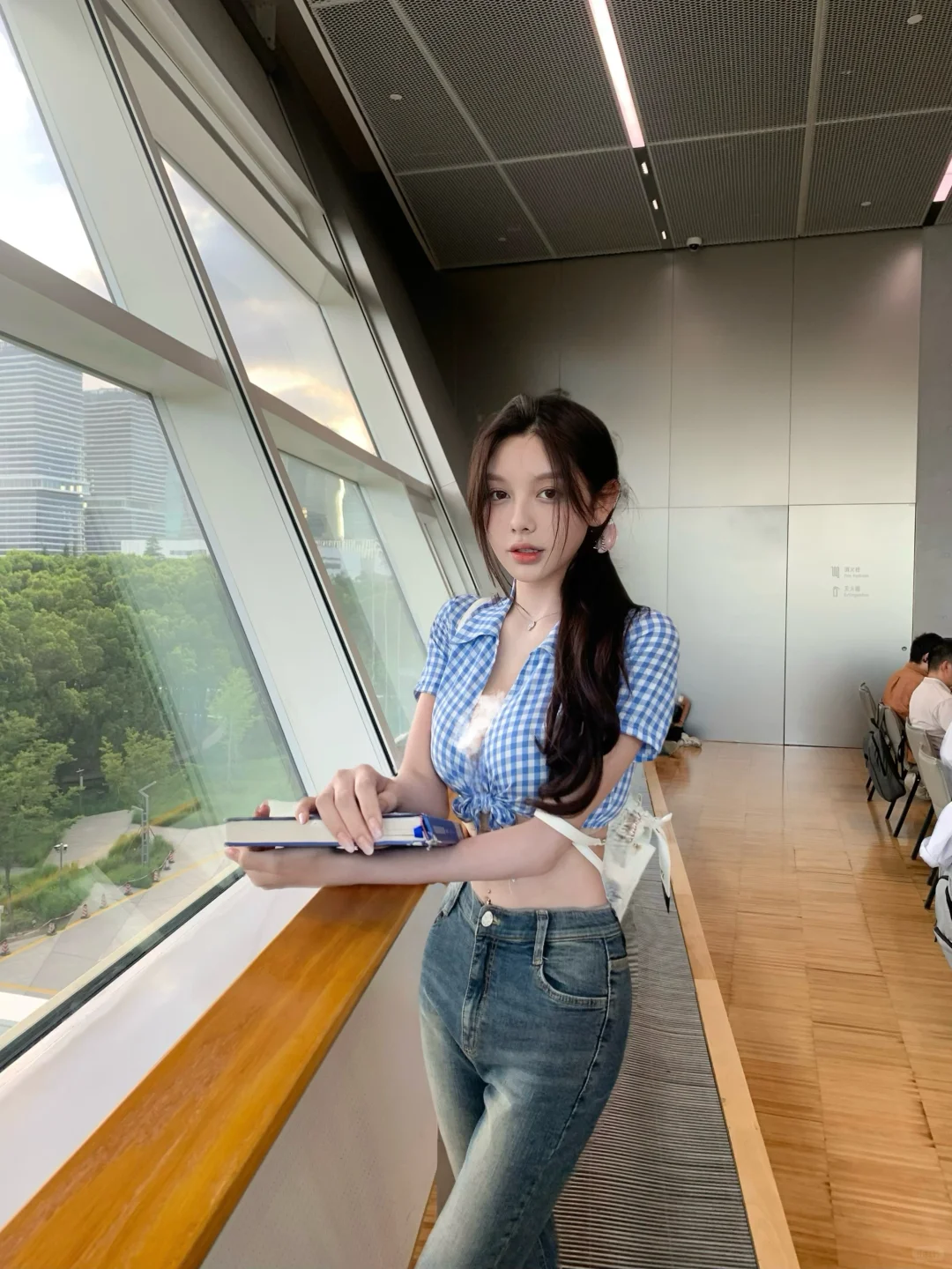 上海约拍?｜图书馆??