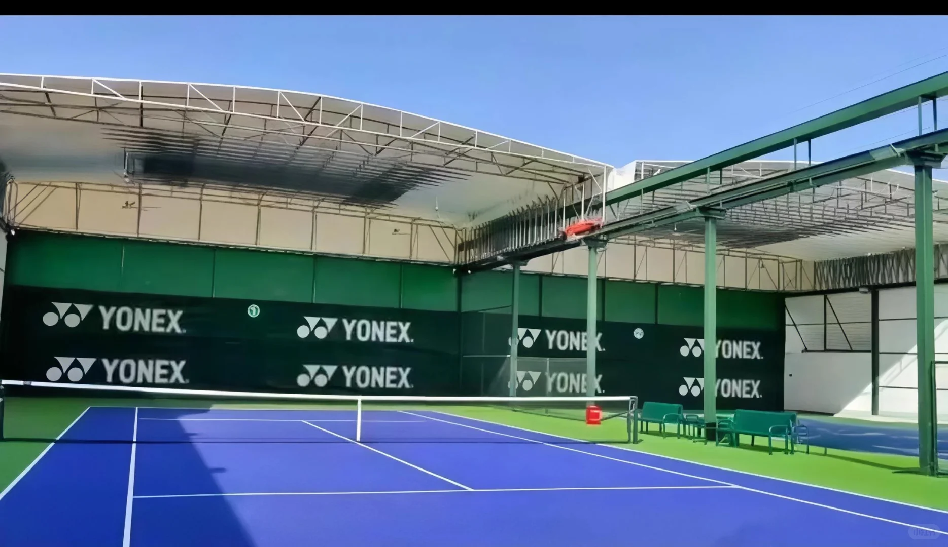 球场雨棚轨道雨棚电动伸缩雨蓬活动雨篷帐篷