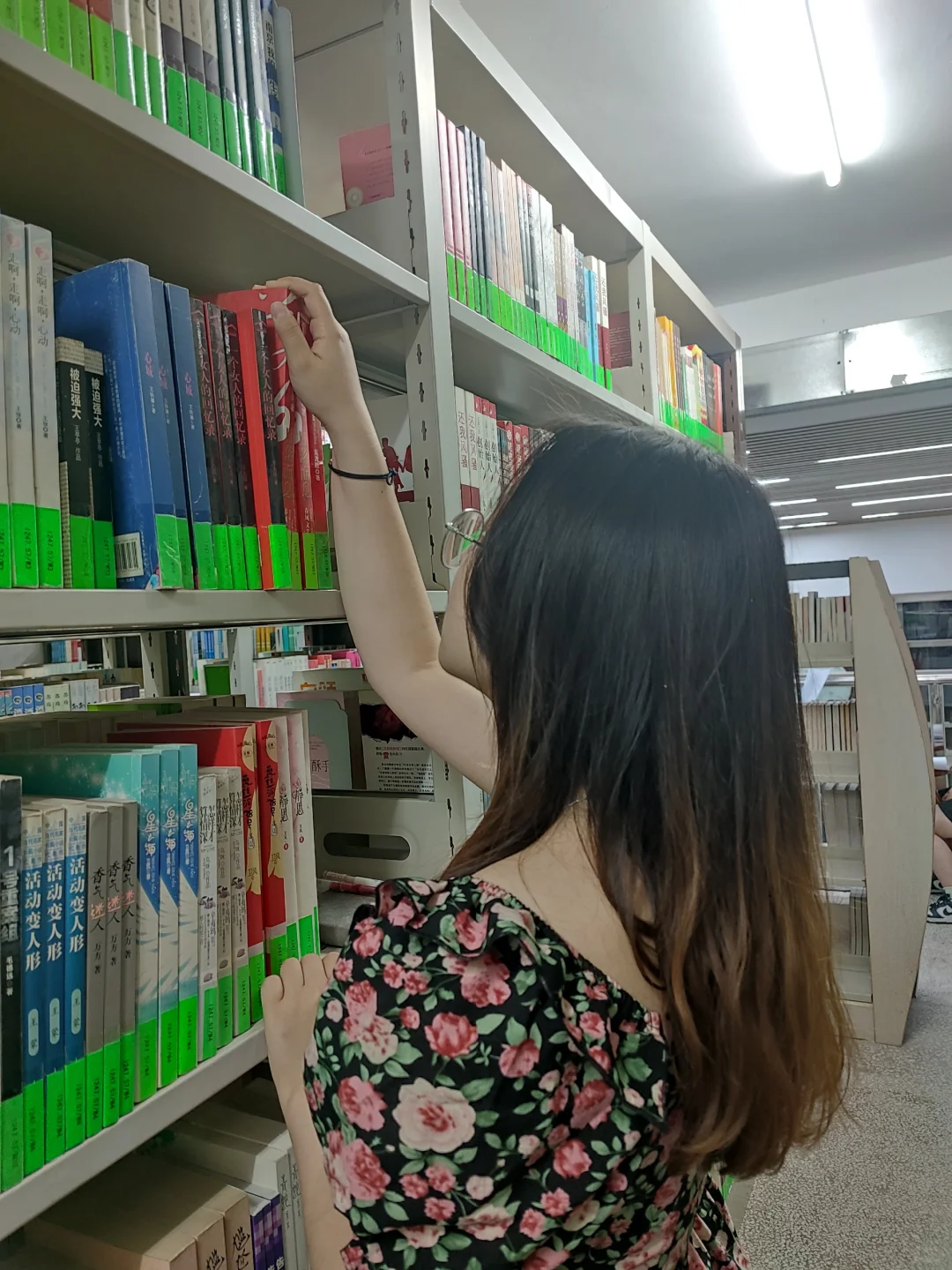 学校图书馆随拍ʕ ᵔᴥᵔ ʔ