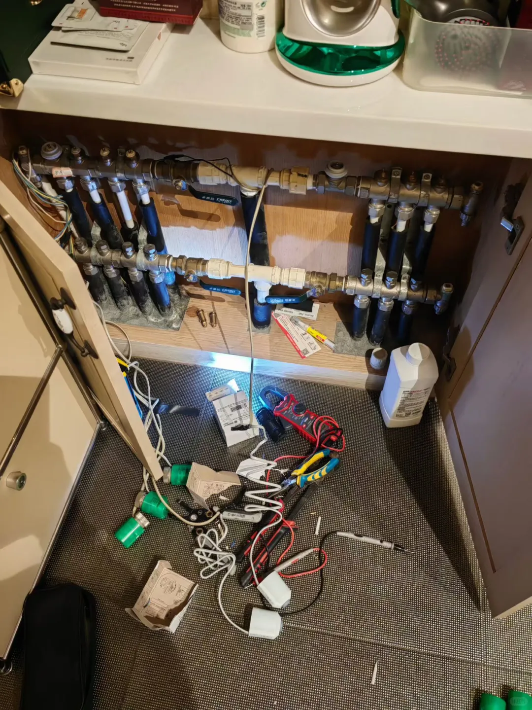 ? 20路地暖保养+阀芯维修+执行器更换