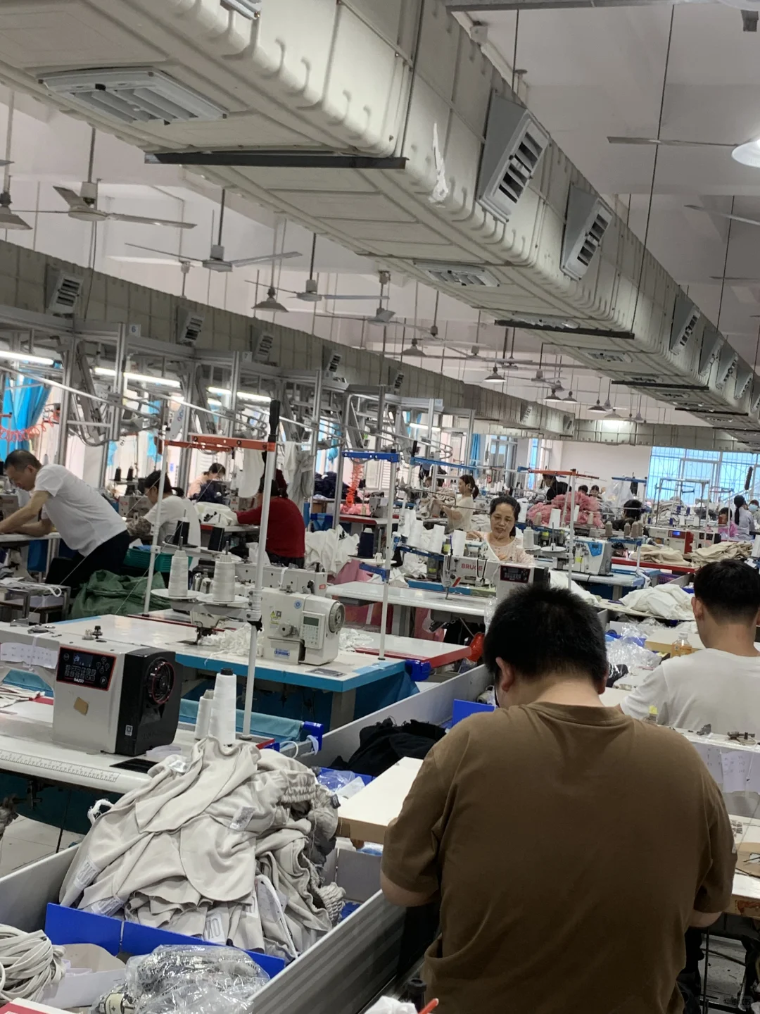 【找服装厂合作？选我们就对了！】
