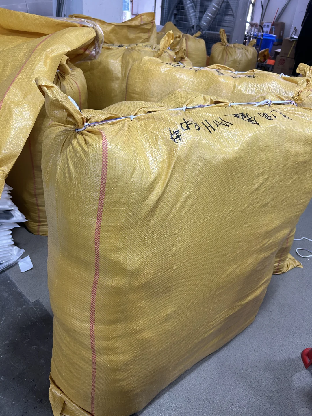 广州精品服装工厂,一件起版,50件起做