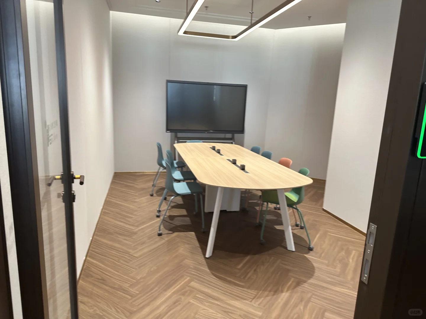 东方理工大学雅戈尔图书馆开放啦！