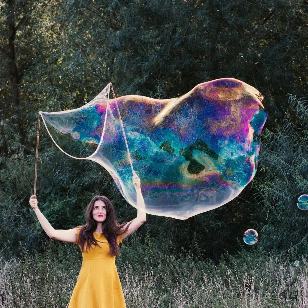 这位画家吃素30多年,她说人和动物息息相关