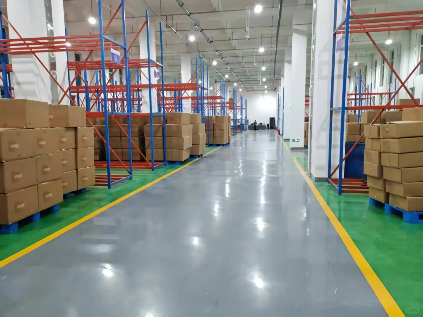 工厂后道车间实拍 细节才是品质底气