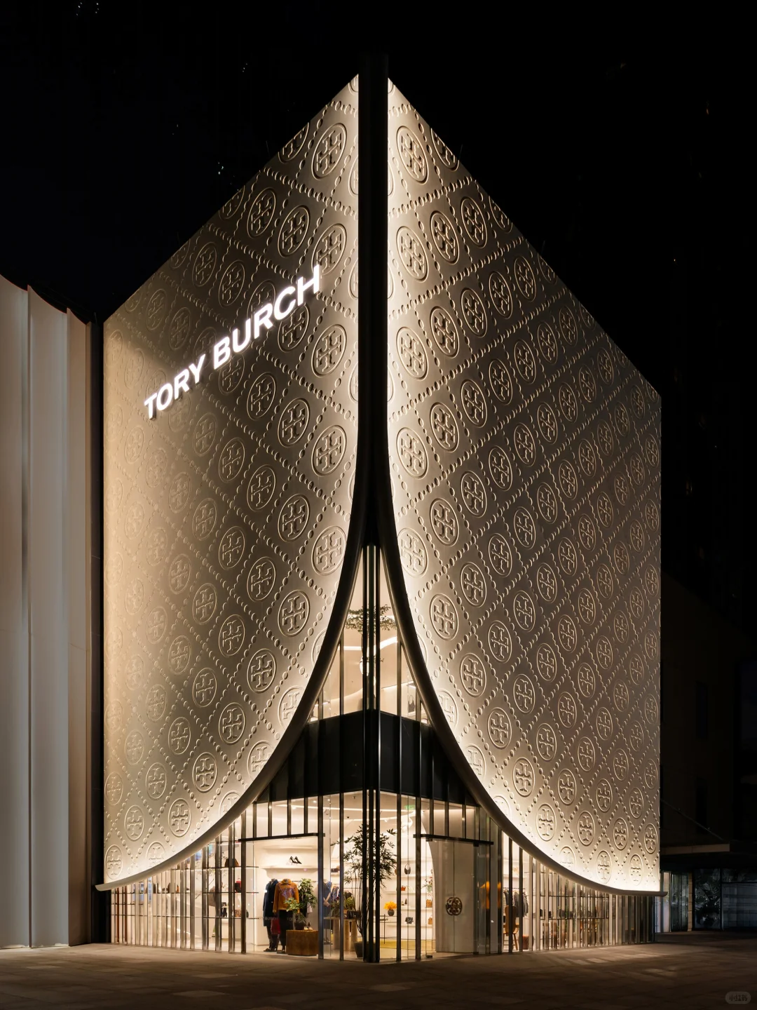 TORY BURCH上海旗舰店｜焕新启幕