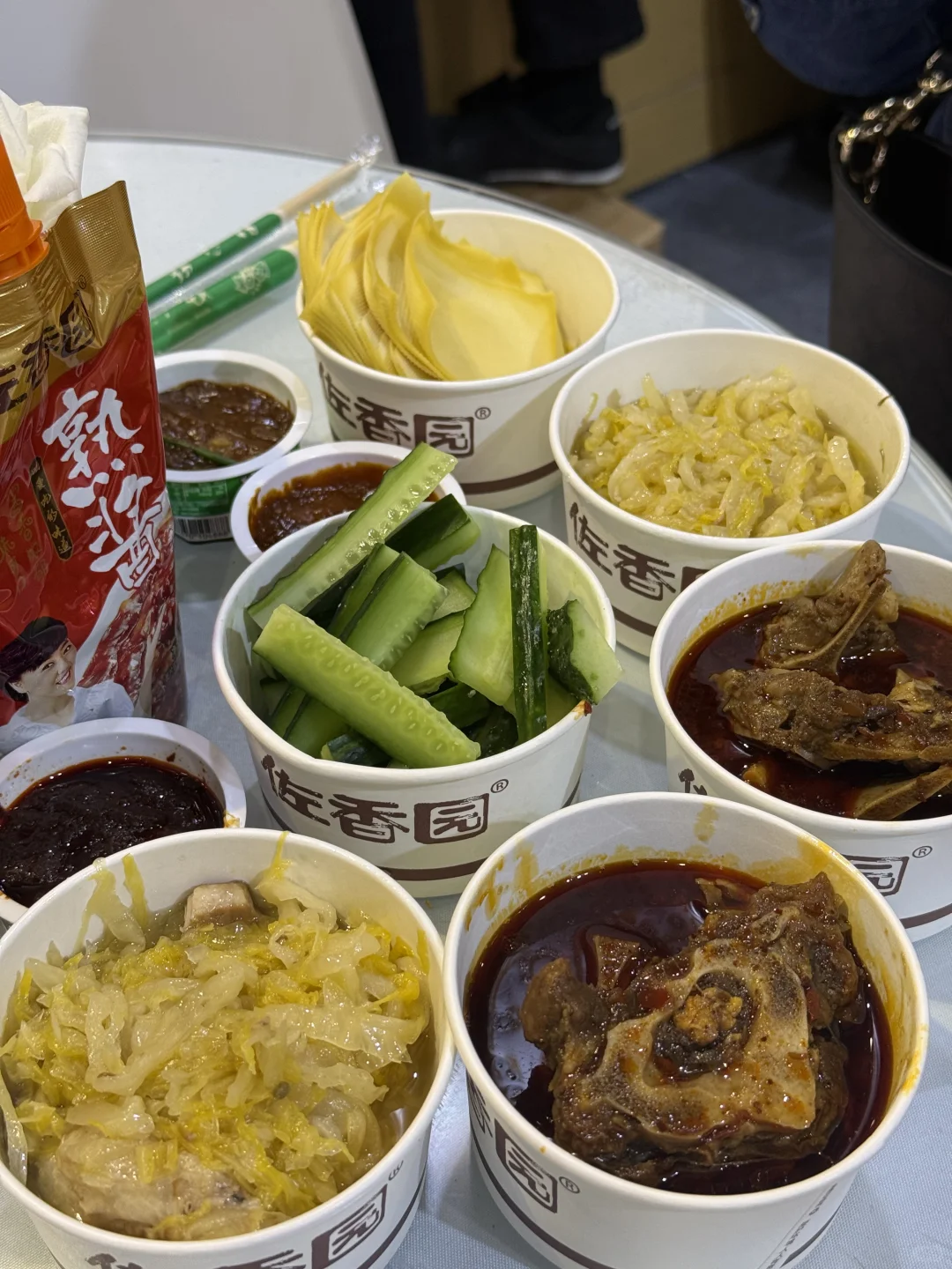 是谁还不知道国际博览中心的美食展我不允许