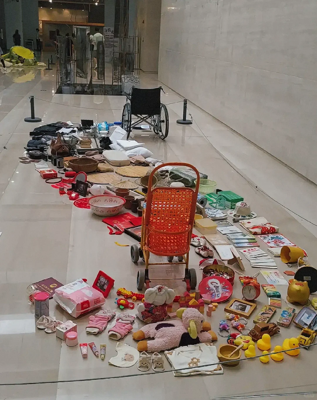 人生就短短这么几米长啊！