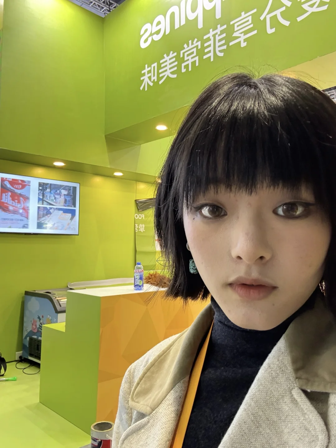 进博会来8.1菲律宾展团吃榴莲