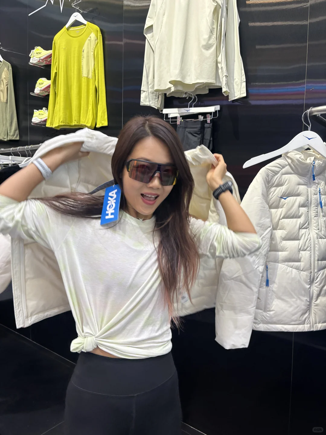 上马体博会的HOKA展台人也太多了吧！