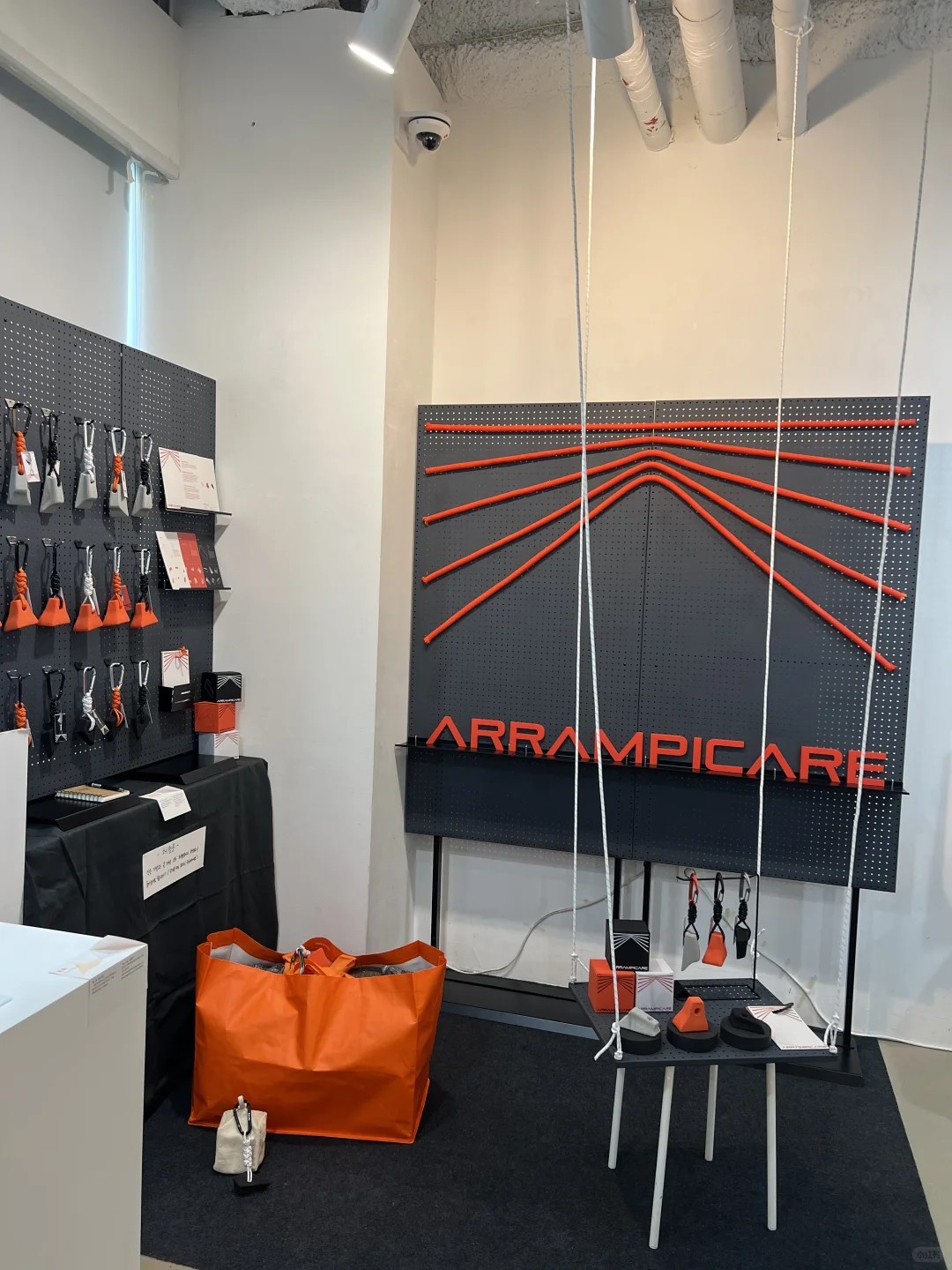 ??弘益大学｜视觉设计系2025毕设展1