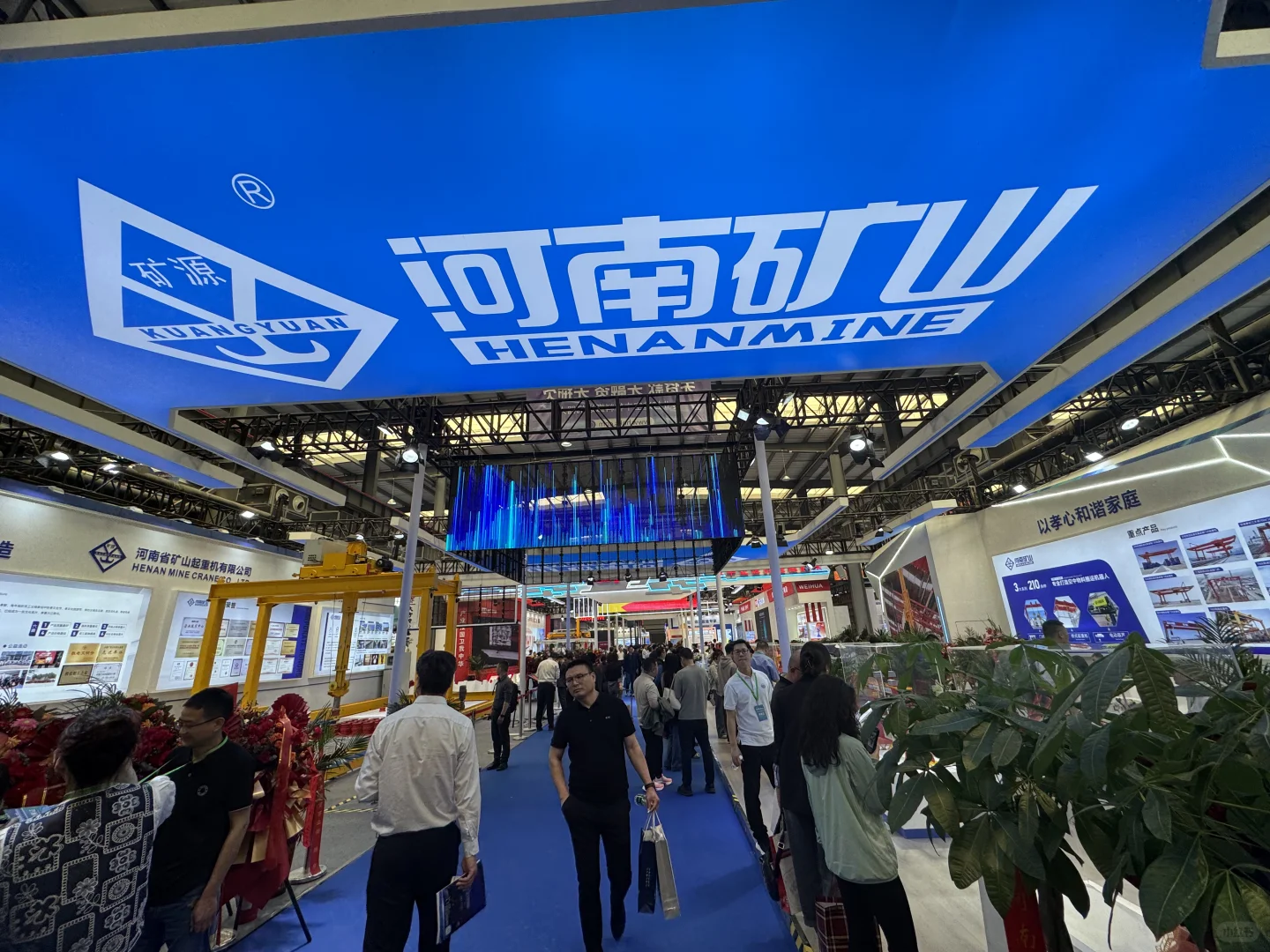 去 2025 年长垣起重机展跑展了