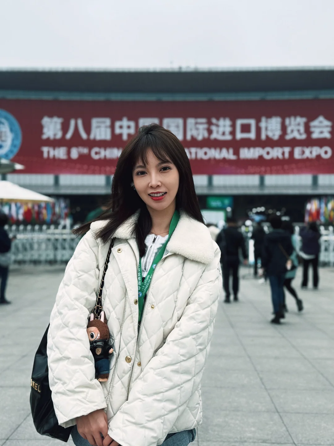 今日文案：看了个展?️