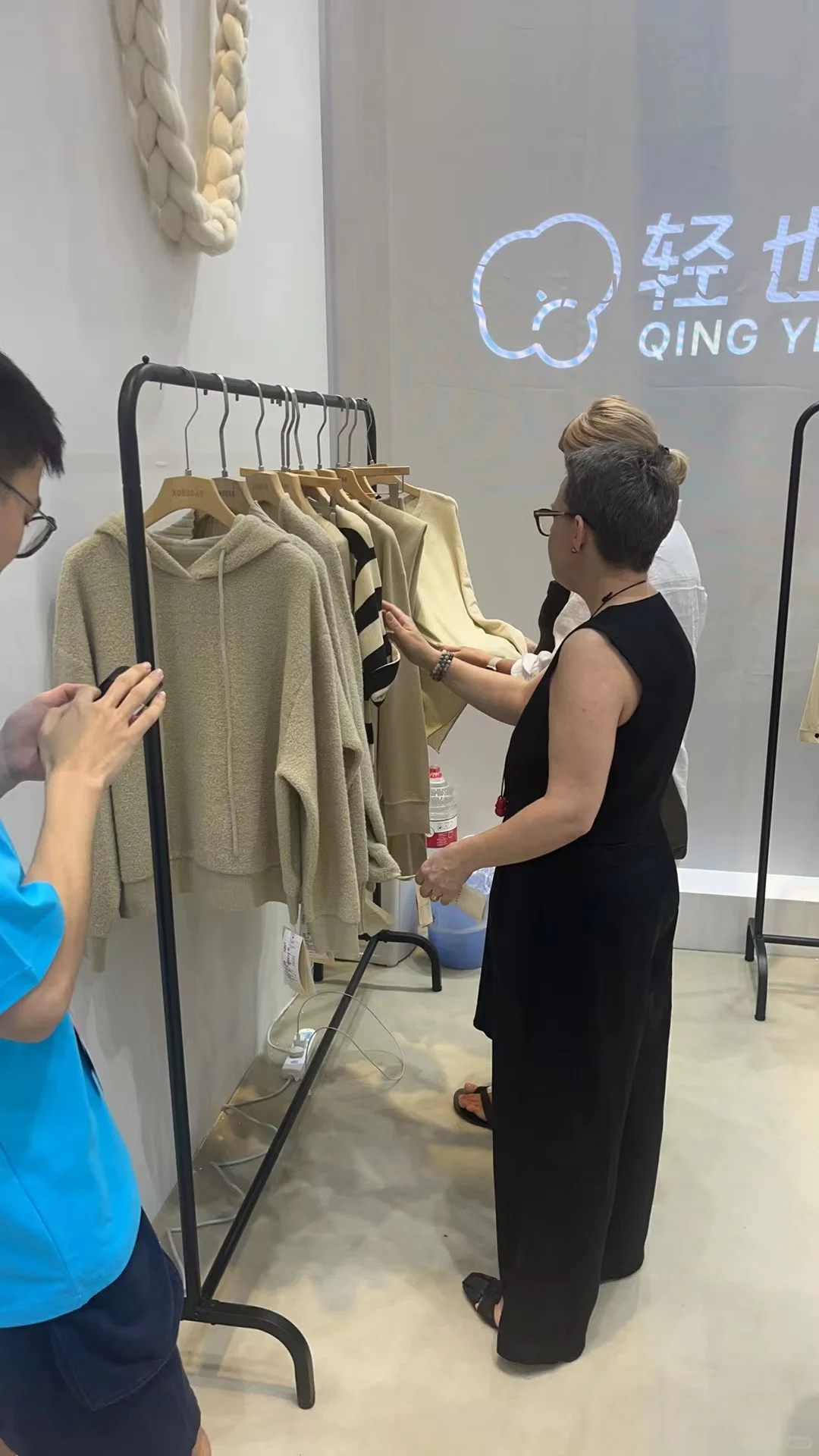 网红展位打卡进行中……