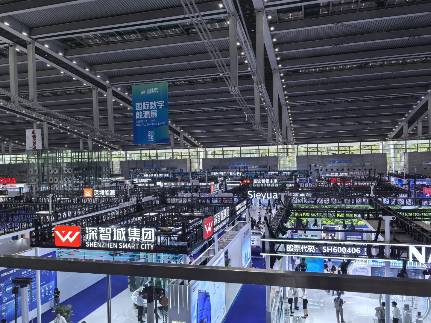 今天逛了一下展会,发现有的展会一言难尽