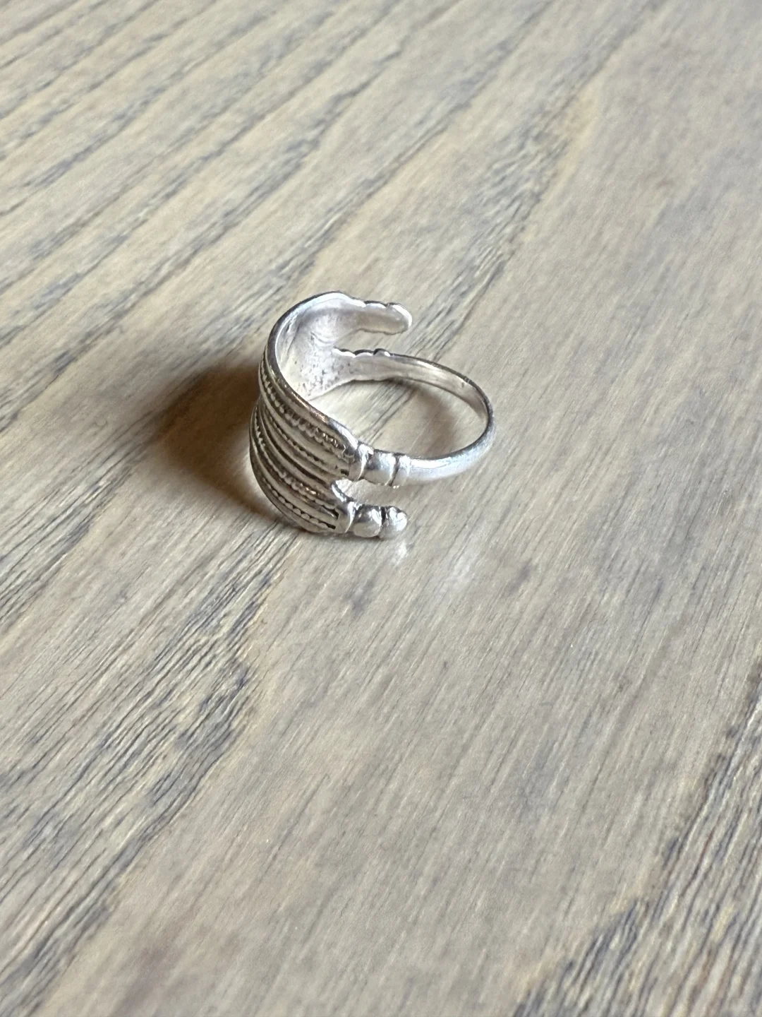 手上戴出一个设计展，北欧小众银饰