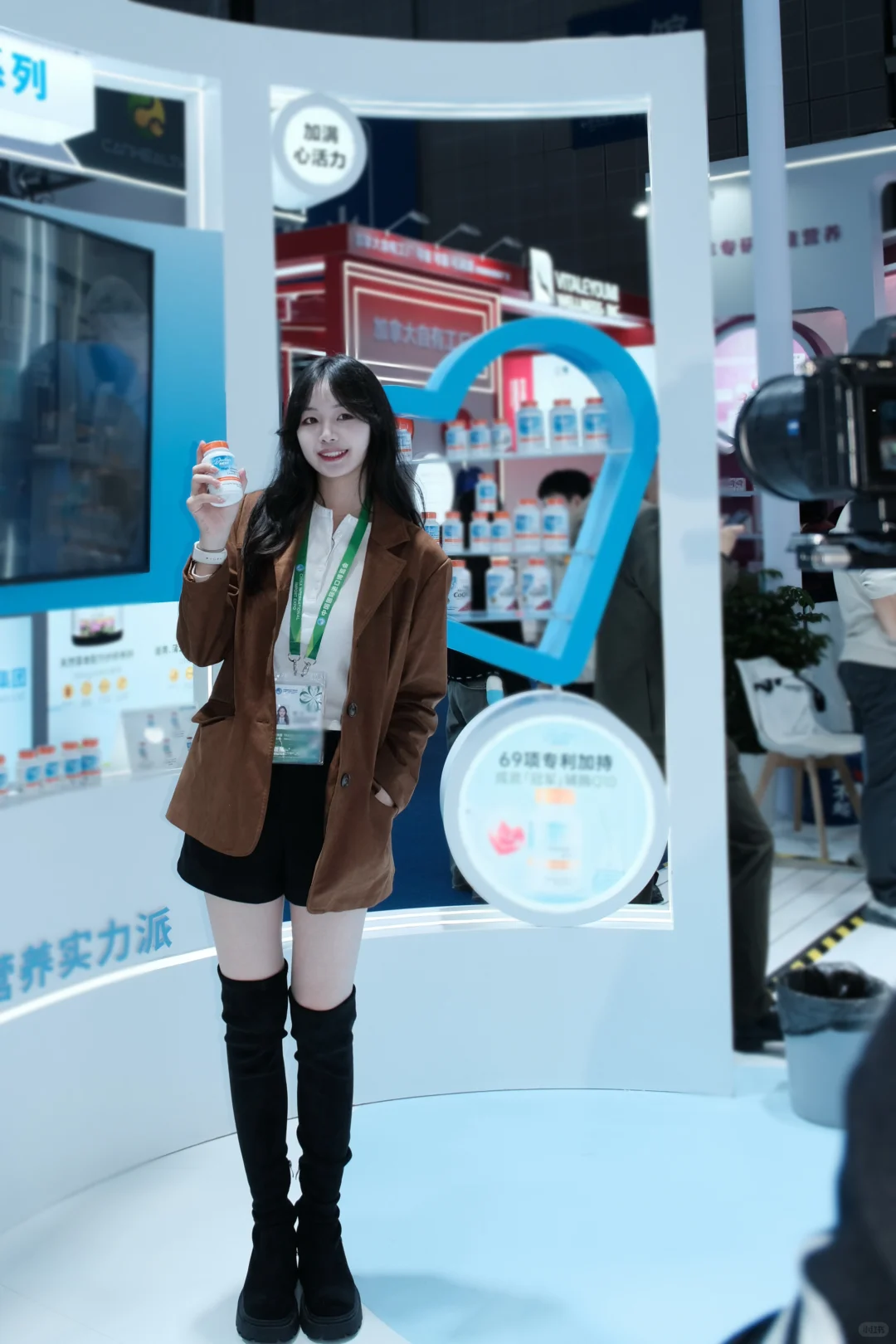 SJTU｜人生第一次参加进博会！