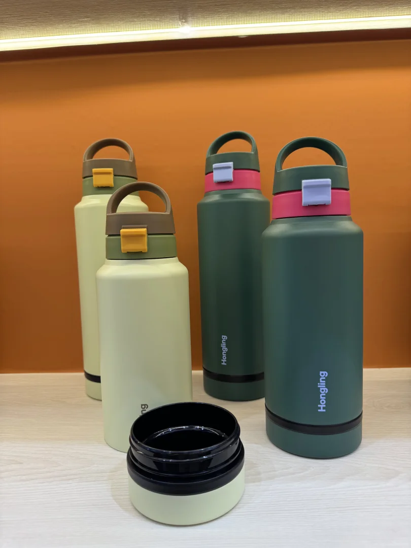 遇到这样的摊位你会进来看看吗？