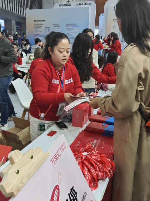 00后亚马逊运营!勇闯南京亚马逊峰会?