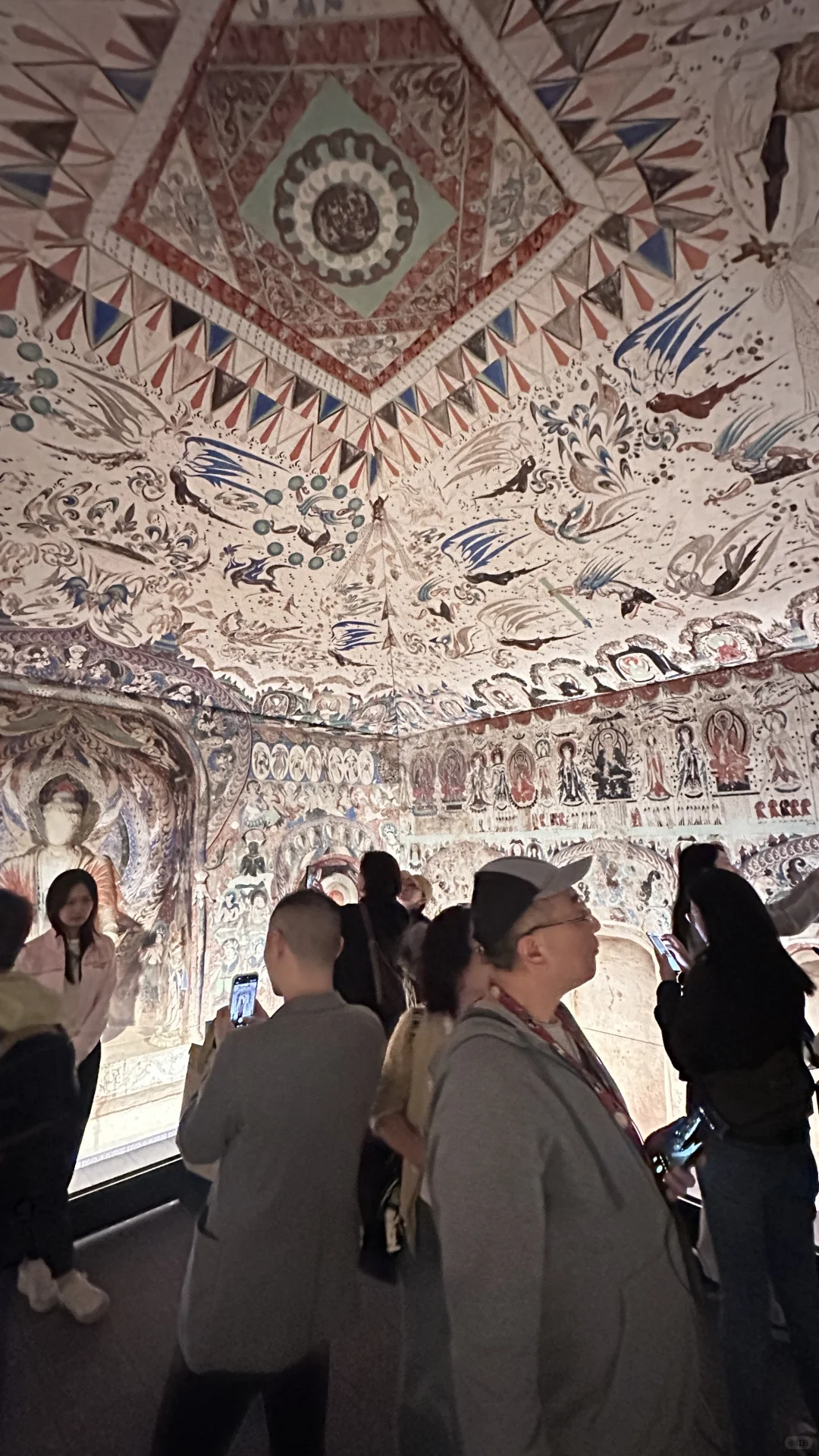 上海免费展｜在「何以敦煌」展上盖了25个章