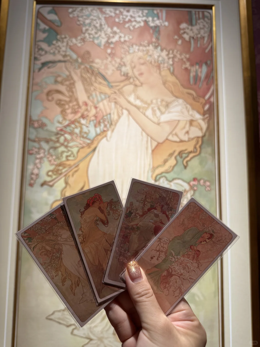 广州穆夏展|9.9把春夏秋冬带回家