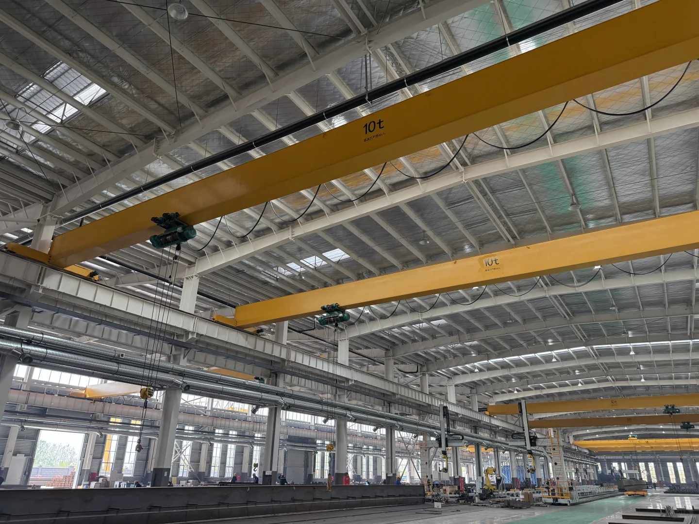 起重机厂家来啦 定制行车龙门吊一站式搞定