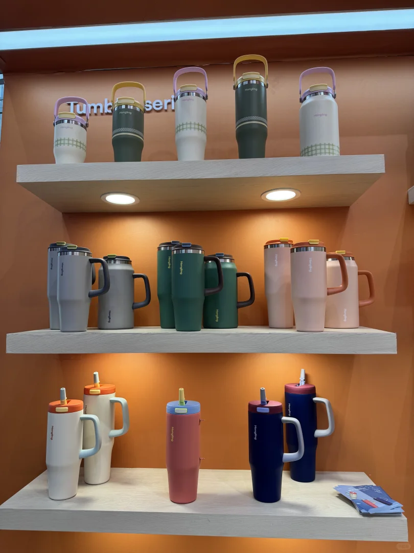 遇到这样的摊位你会进来看看吗？