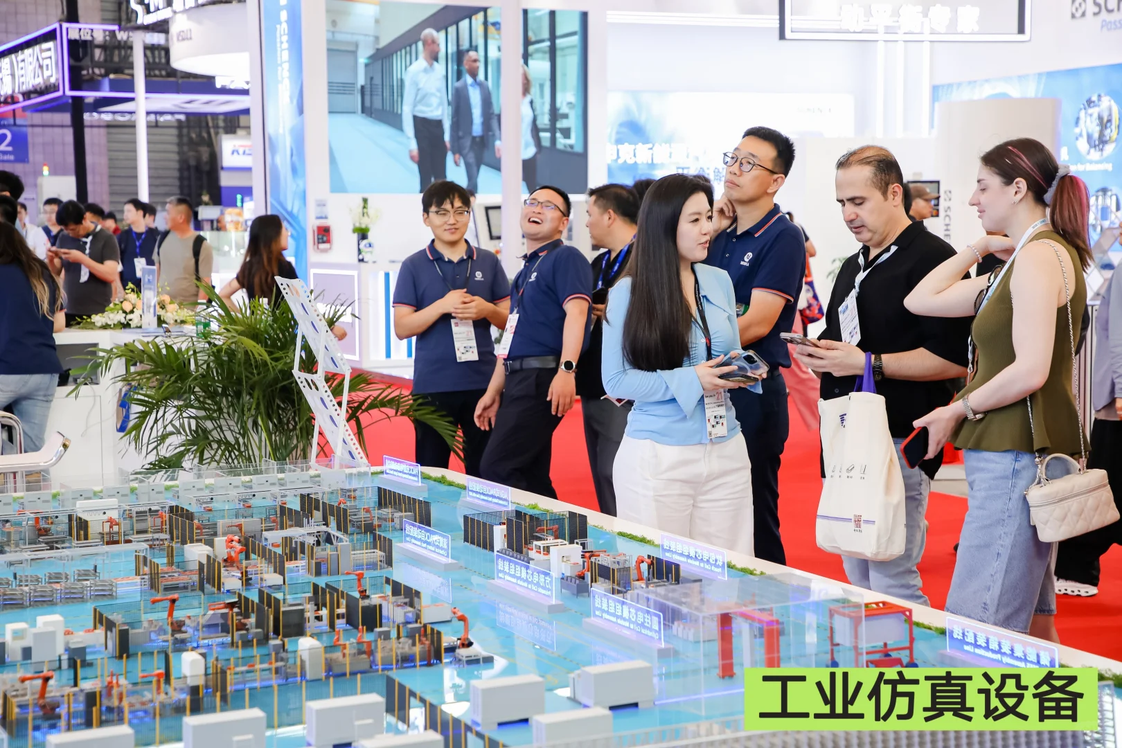 逛智博会挖到宝！5G工厂沙盘太热闹啦～