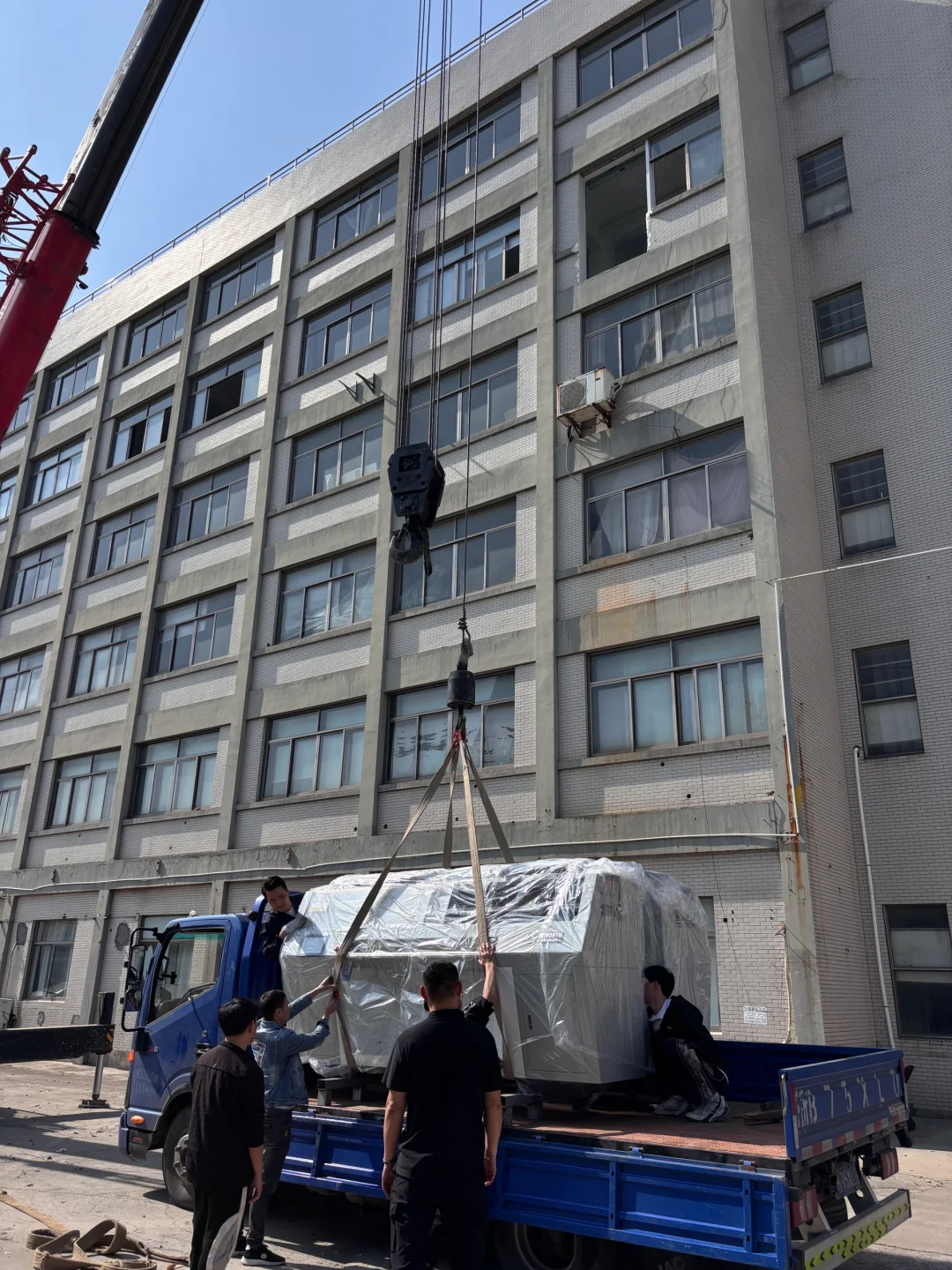 我的羊绒衫工厂开业了?