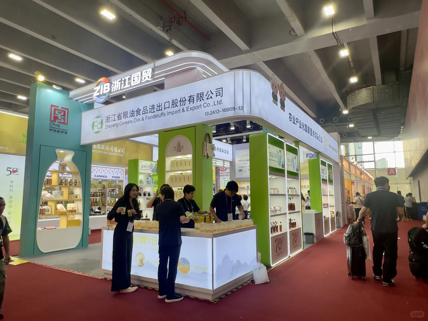 广交会极简展台大曝光!原来极简风是这样的