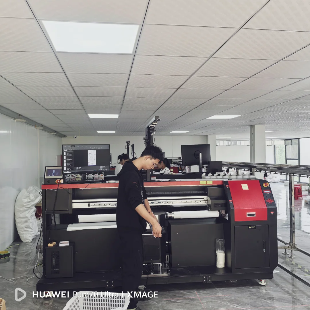 客户加装四工位袜子打印机生产线