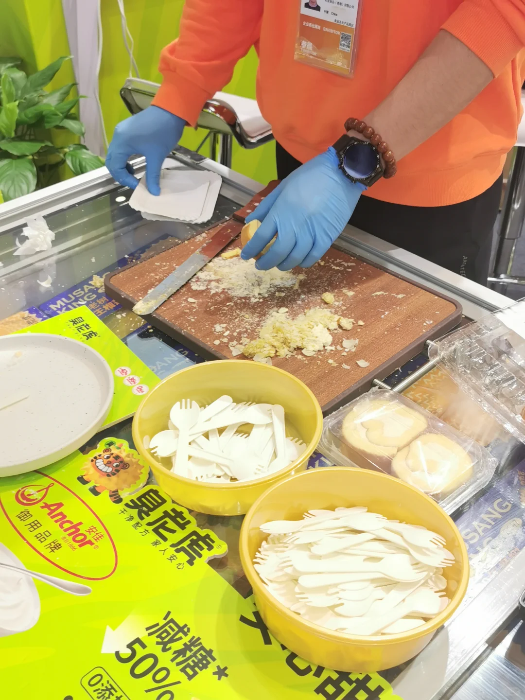 好累啊，进博会走2万步路，巧克力吃到撑