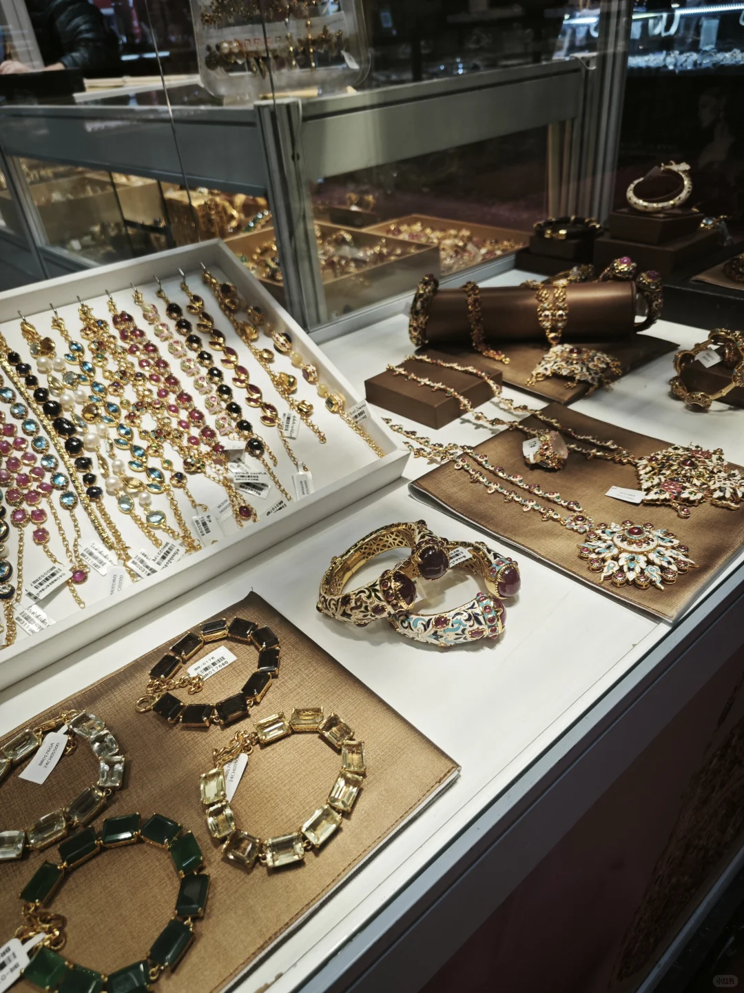 进博会现场 ｜ 珠宝展