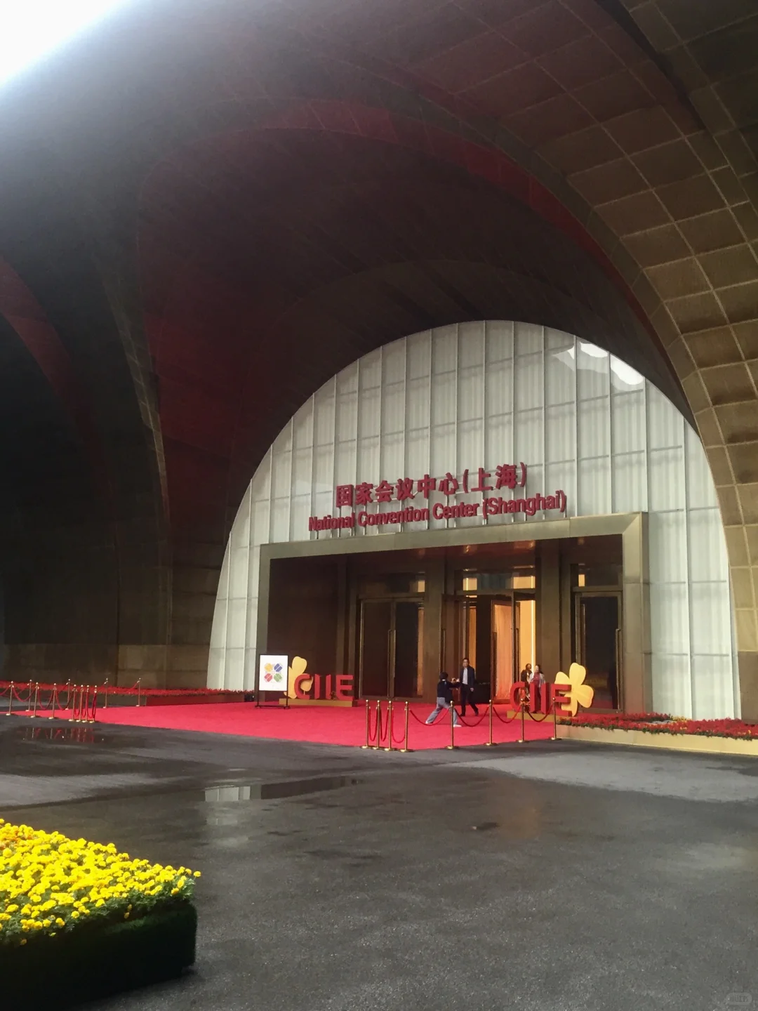 在中国看世界，让世界看中国?