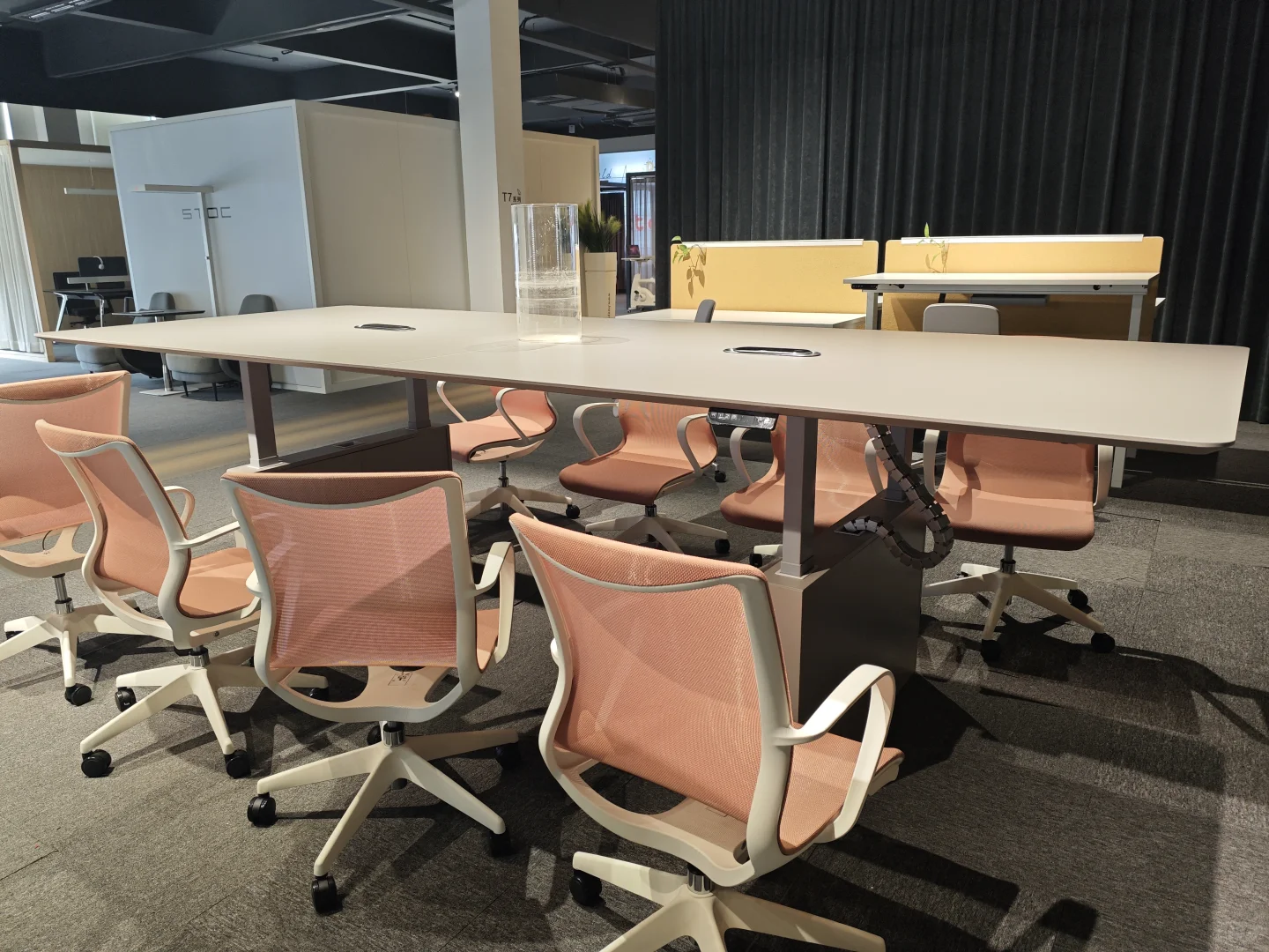 重庆采购党狂喜！办公教学家具源头工厂直供