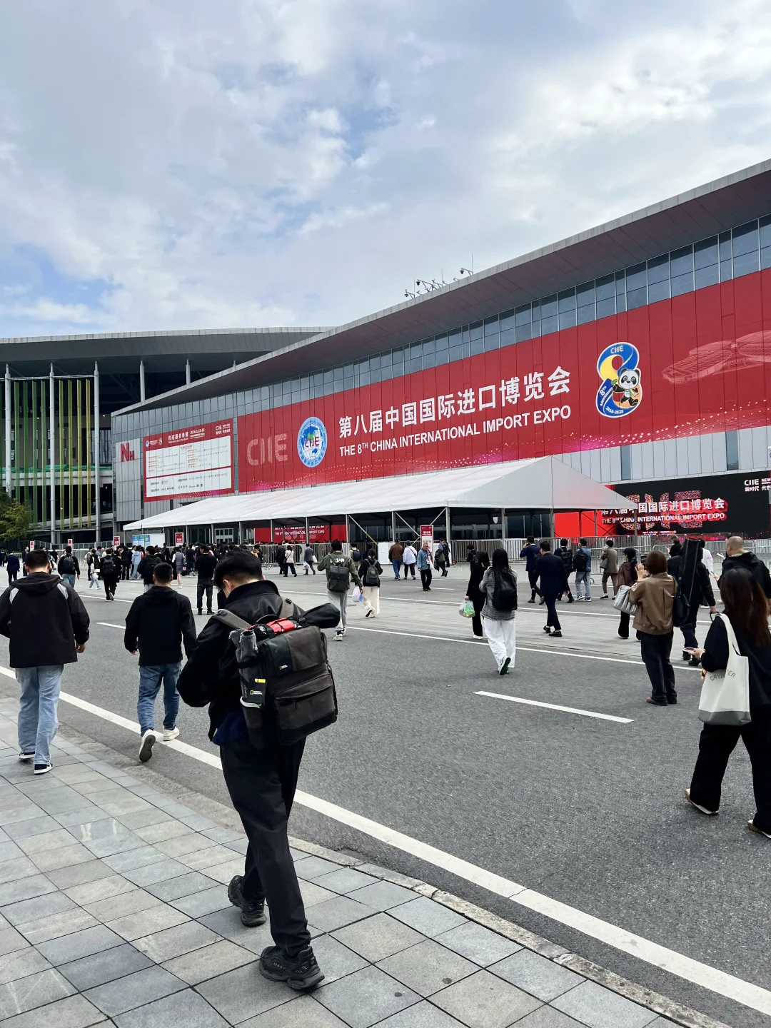 进博会❗️快来吃巧克力啦～