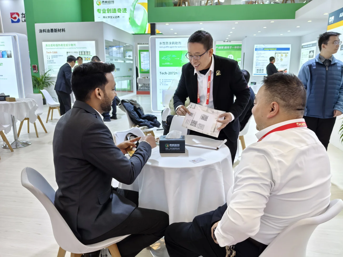 救命！中国国际涂料展泰格展台被挤爆了！！