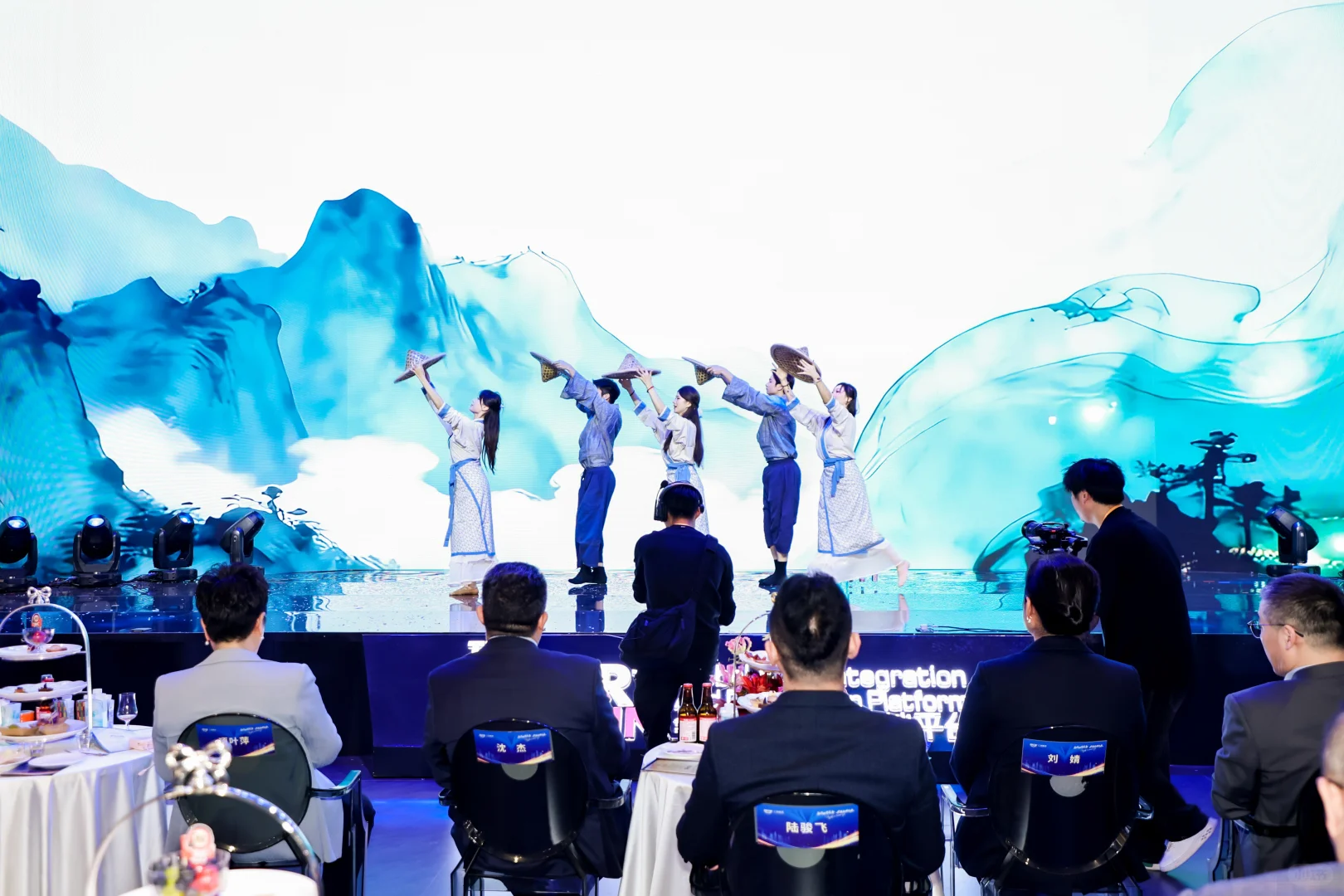 进博会舞蹈年会创意节目教学舞蹈