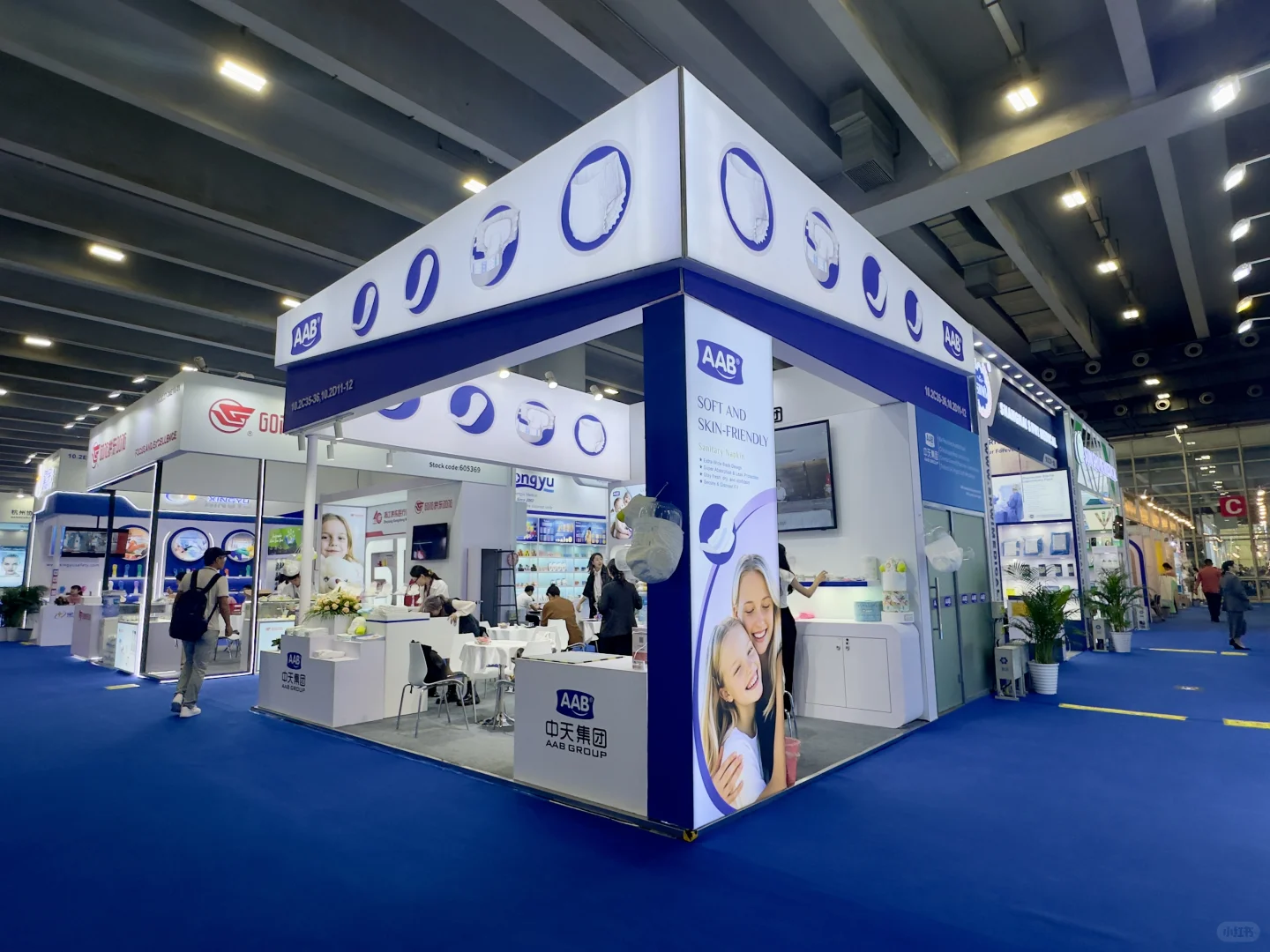 广交会极简展台大曝光!原来极简风是这样的