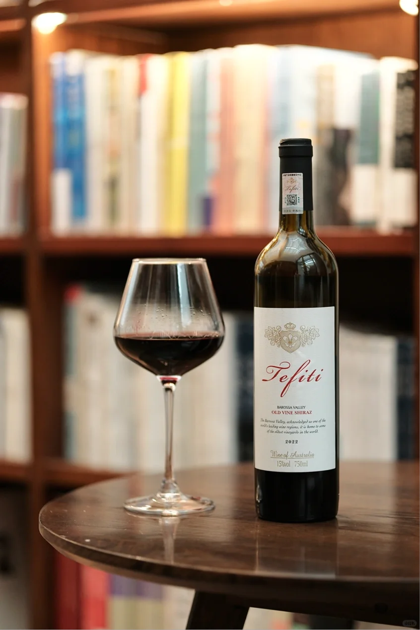 暮色四合时,红酒是I人的浪漫?