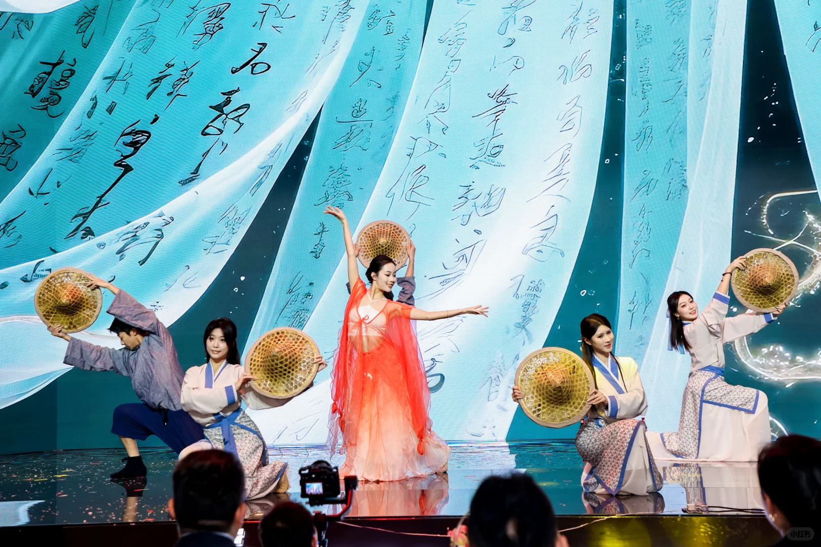 进博会舞蹈年会创意节目教学舞蹈