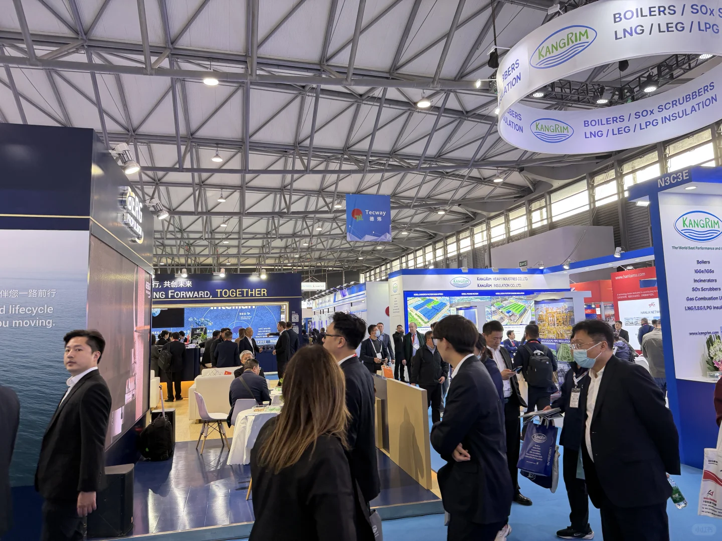 上海新国际博览中心海事展