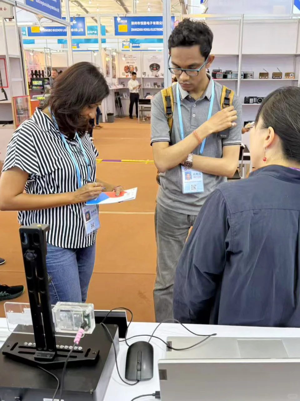 广交会全球聚焦！涂影新老产品引热议?