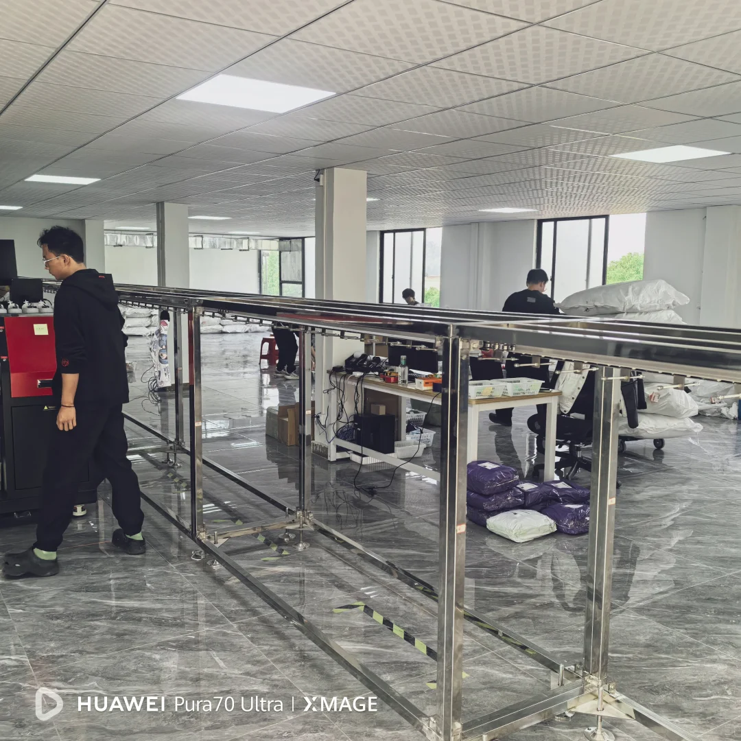 客户加装四工位袜子打印机生产线