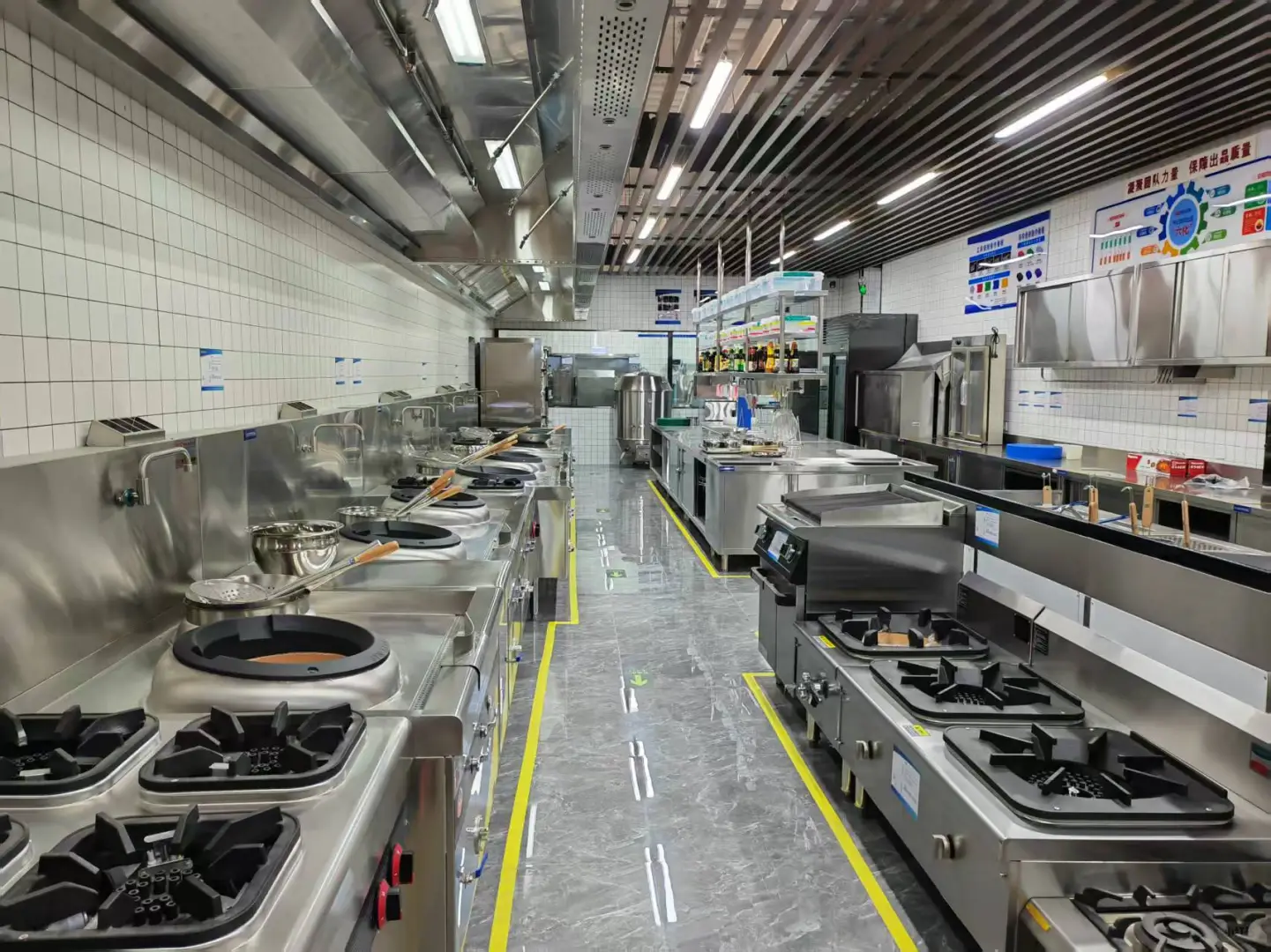 餐饮创业怎么选设备？