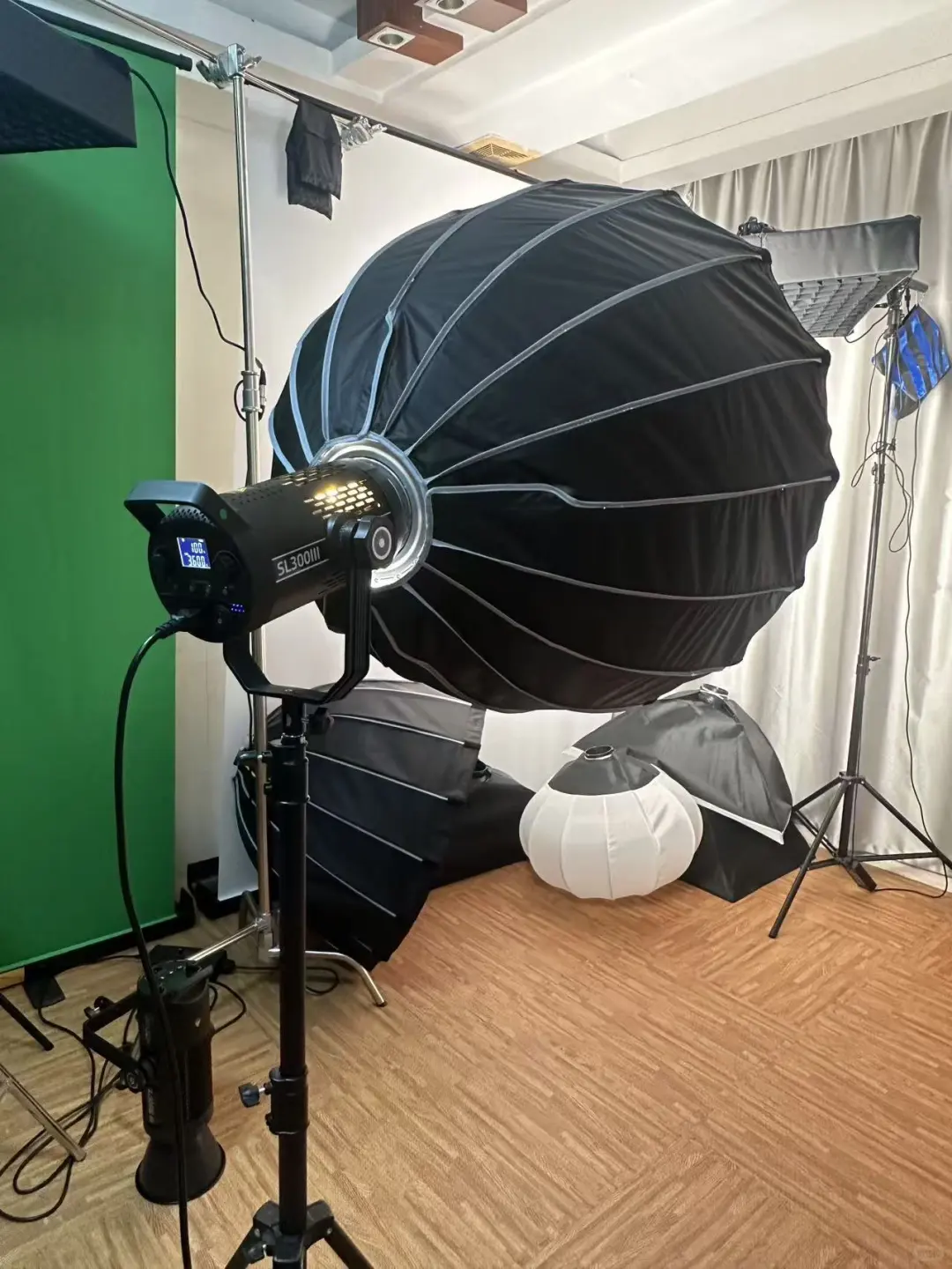 来个东莞深圳的神牛的供应商