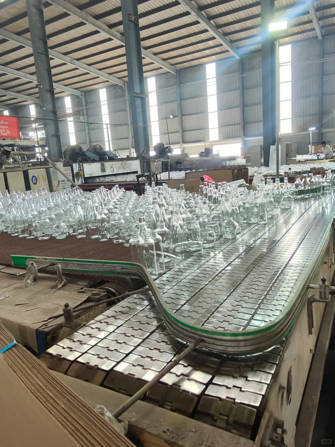 玻璃瓶厂家，各种瓶子都可做