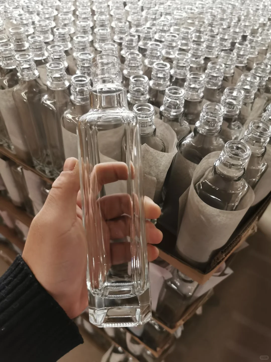 玻璃瓶厂家，各种瓶子都可做