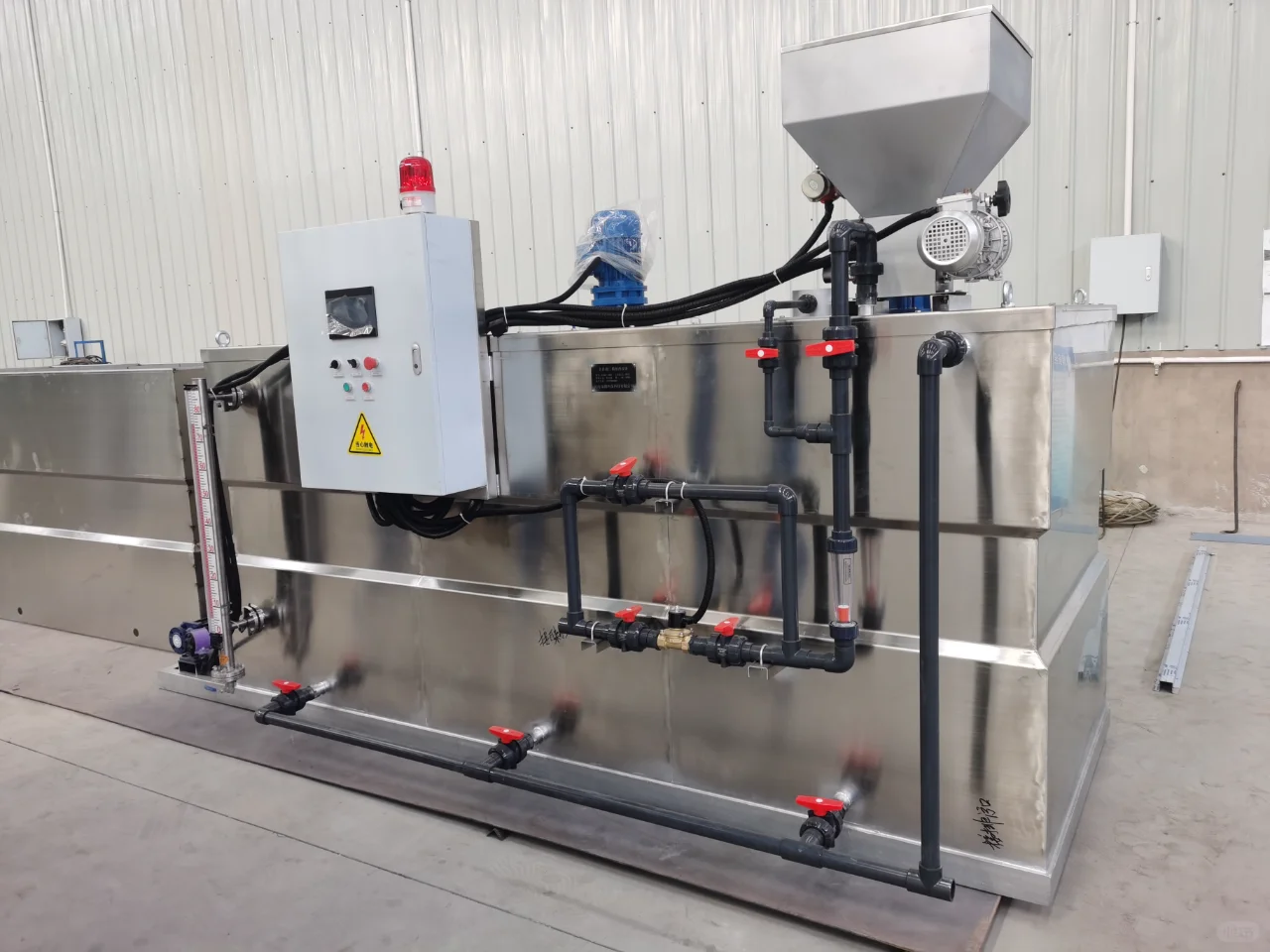 全自动加药设备,选对厂家不后悔!