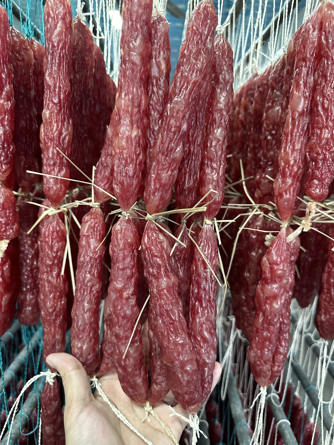 感谢小红书?让我们厂里的腊肠可以卖出去